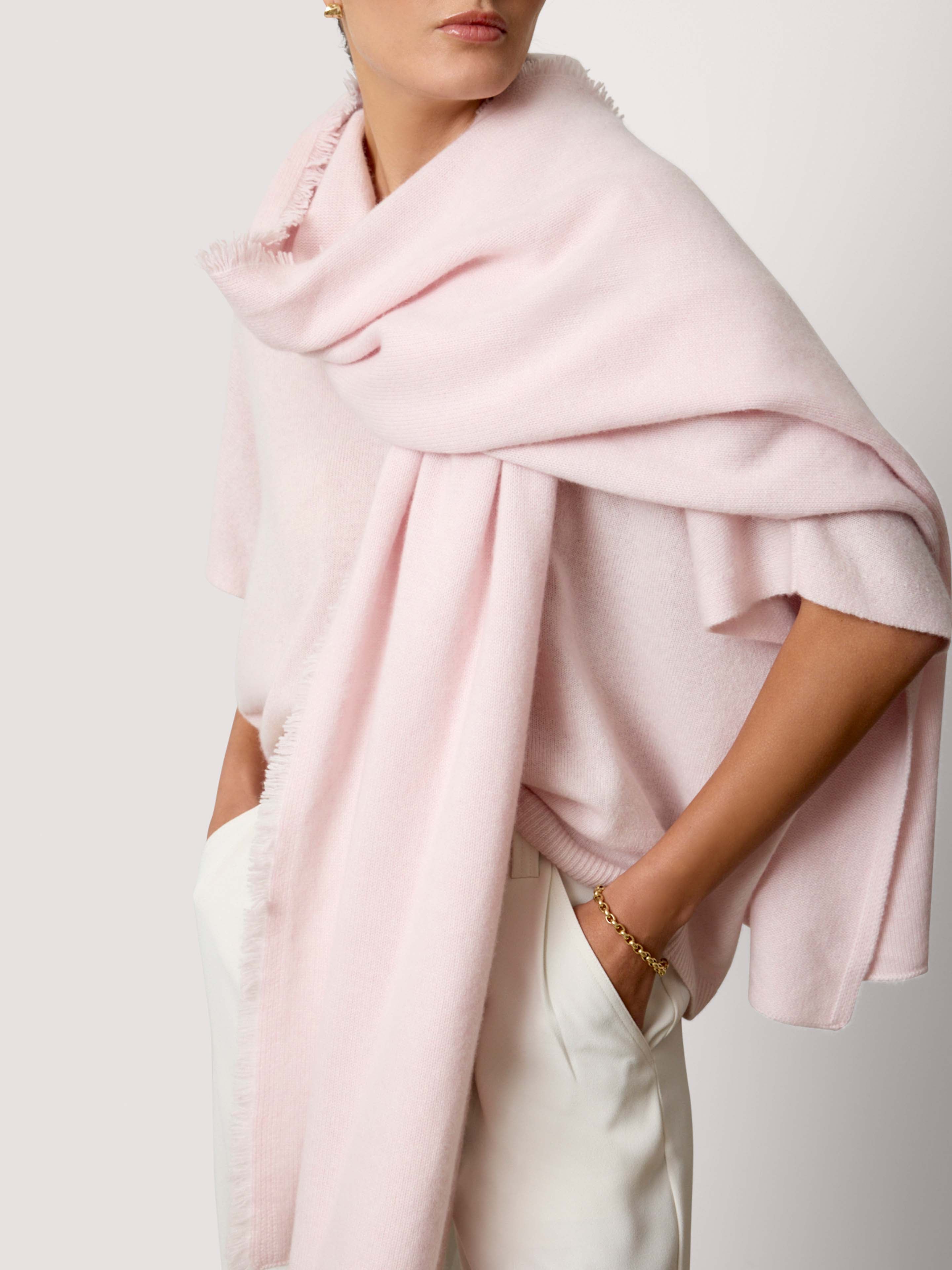 Quartz Cashmere Fringe Wrap Rose | Brochu Walker