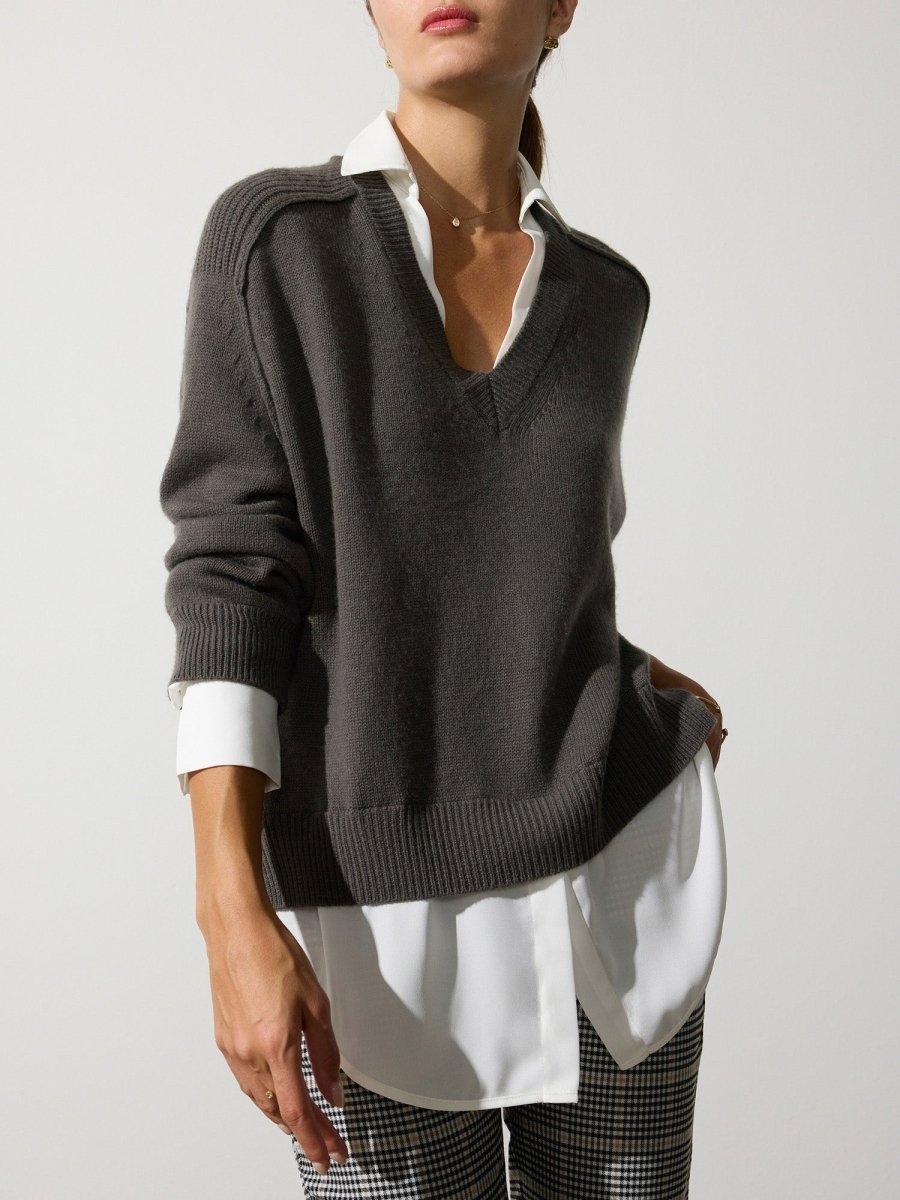 Women's V-Neck Layered Pullover in Hunter Green with White