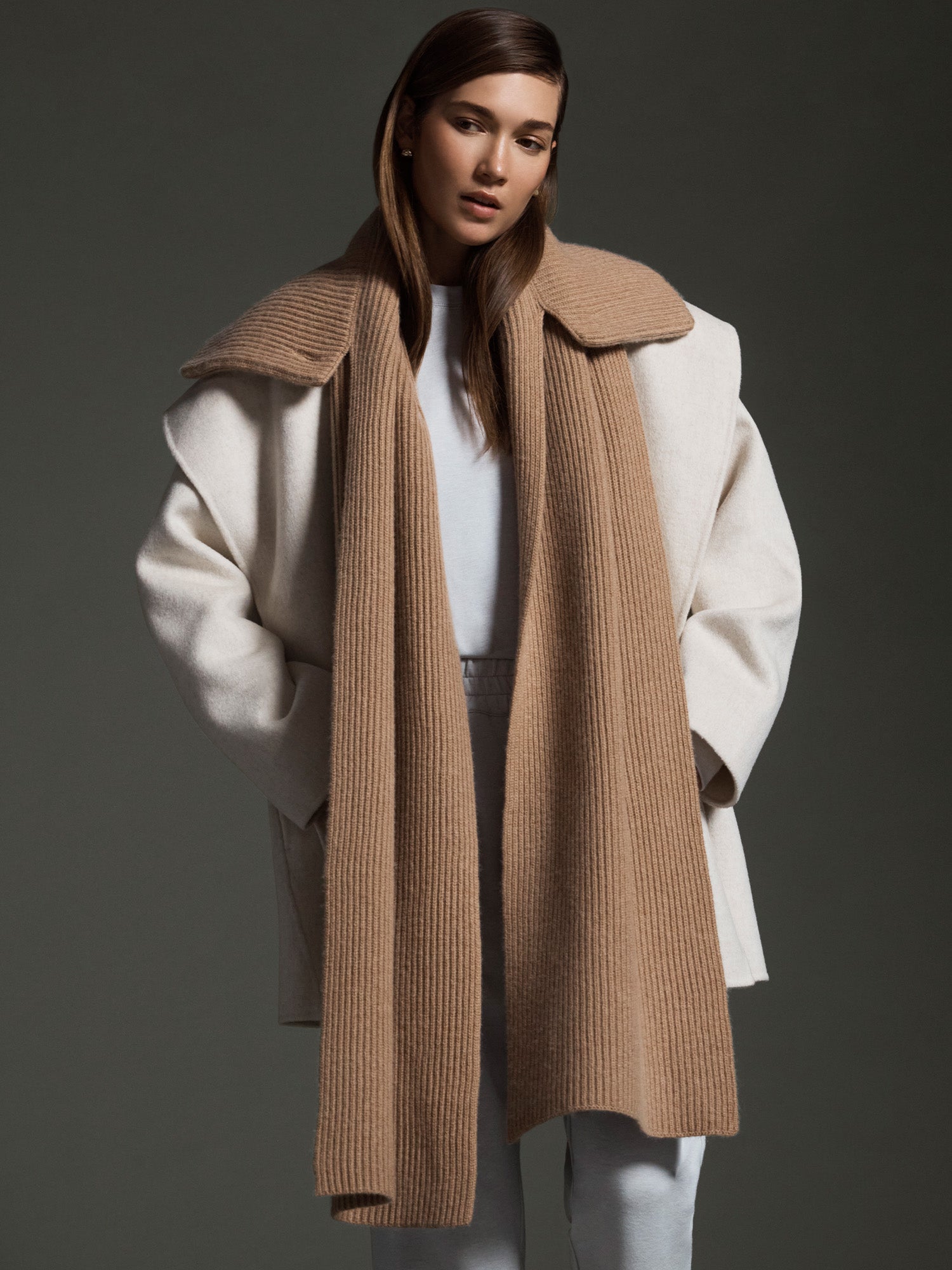 Women's Collared Scarf in Camel Mélange | Brochu Walker
