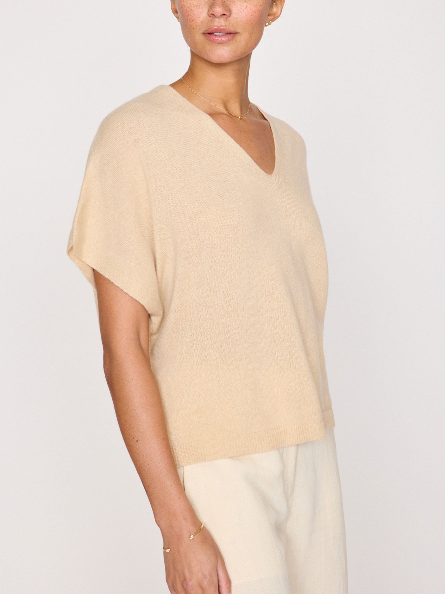 Ophi cashmere tan V-neck t-shirt top side view