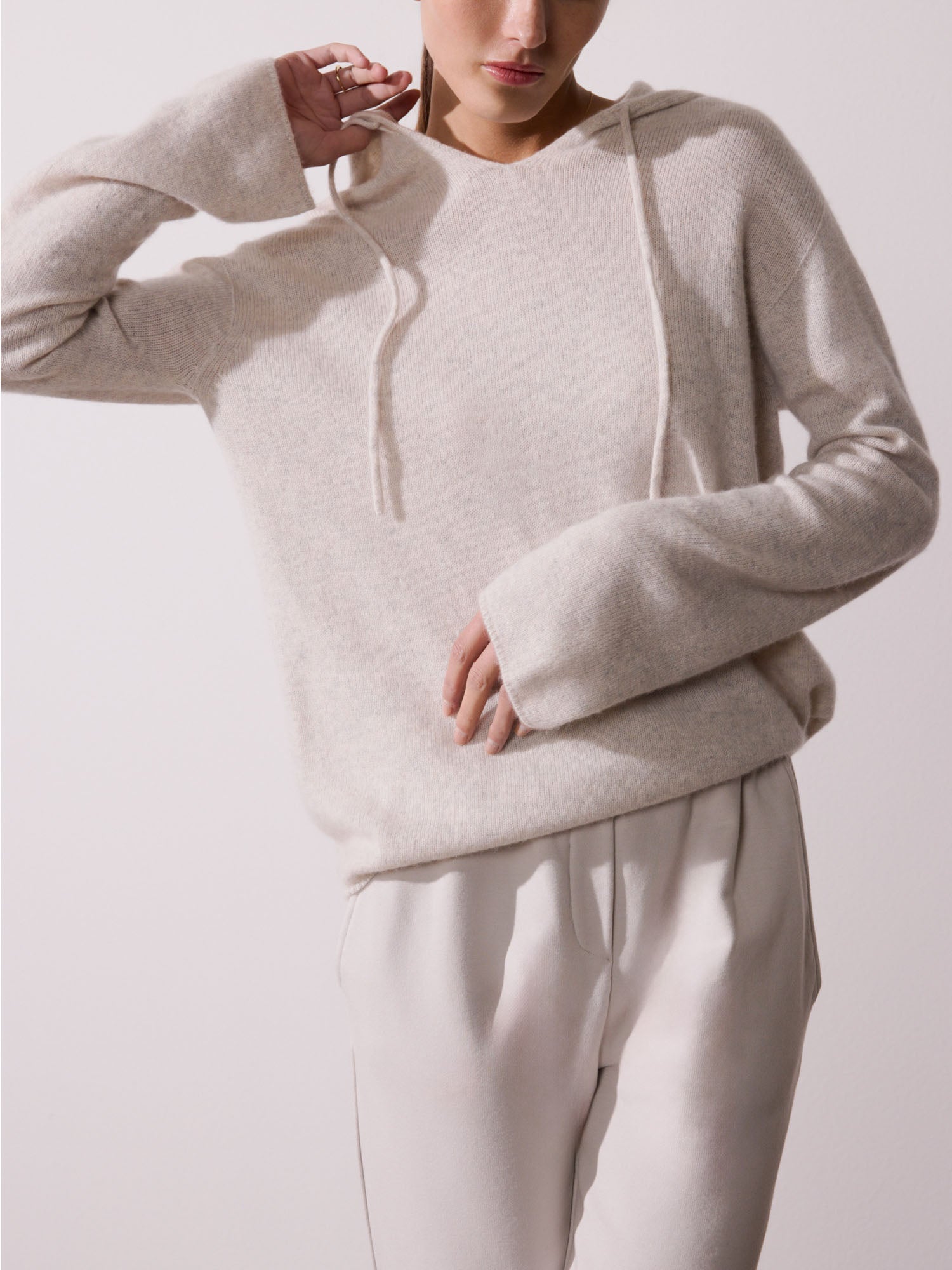 Cashmere beige hoodie sweater front view
