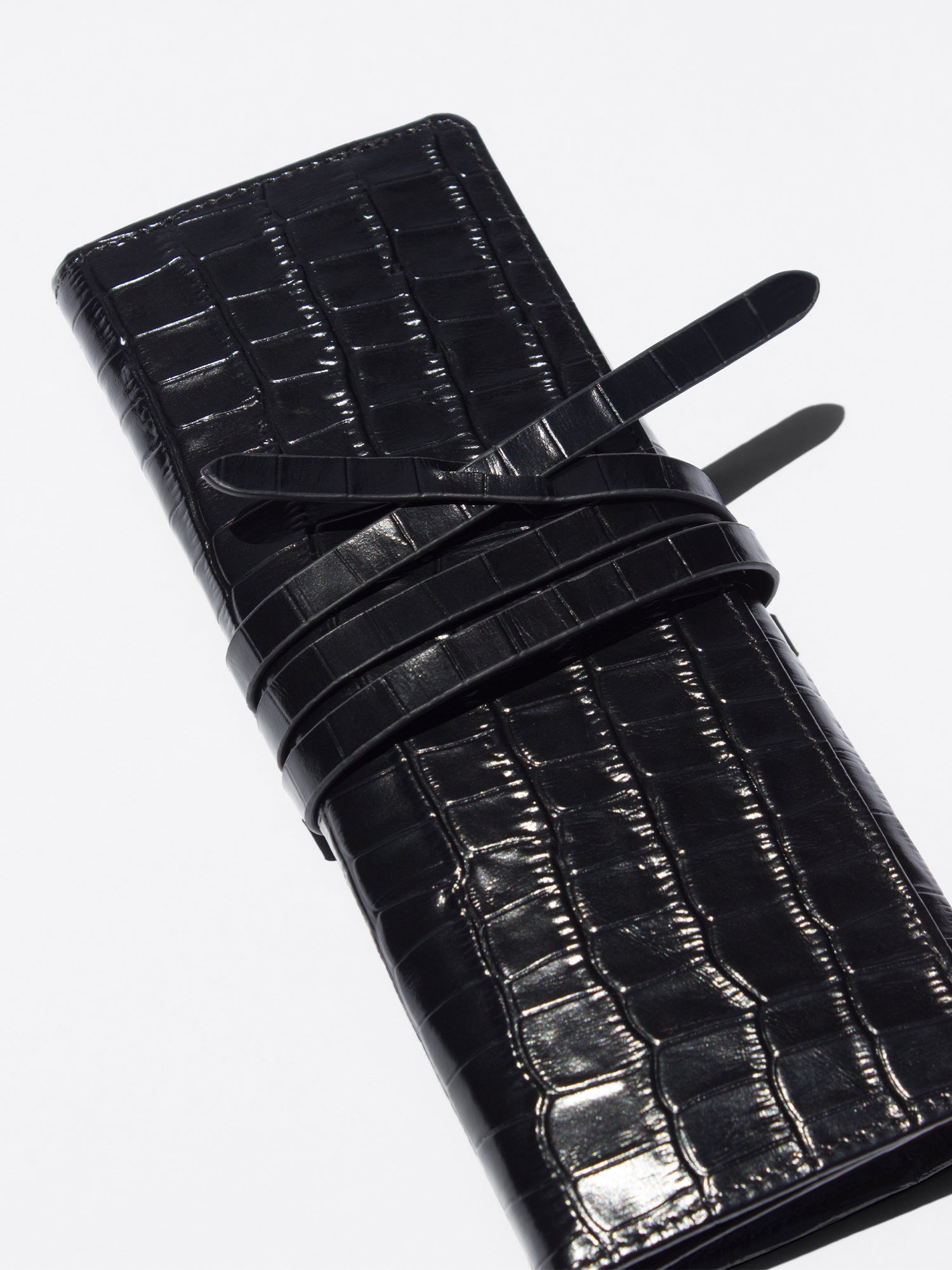 The Jewelry Croco Travel Roll