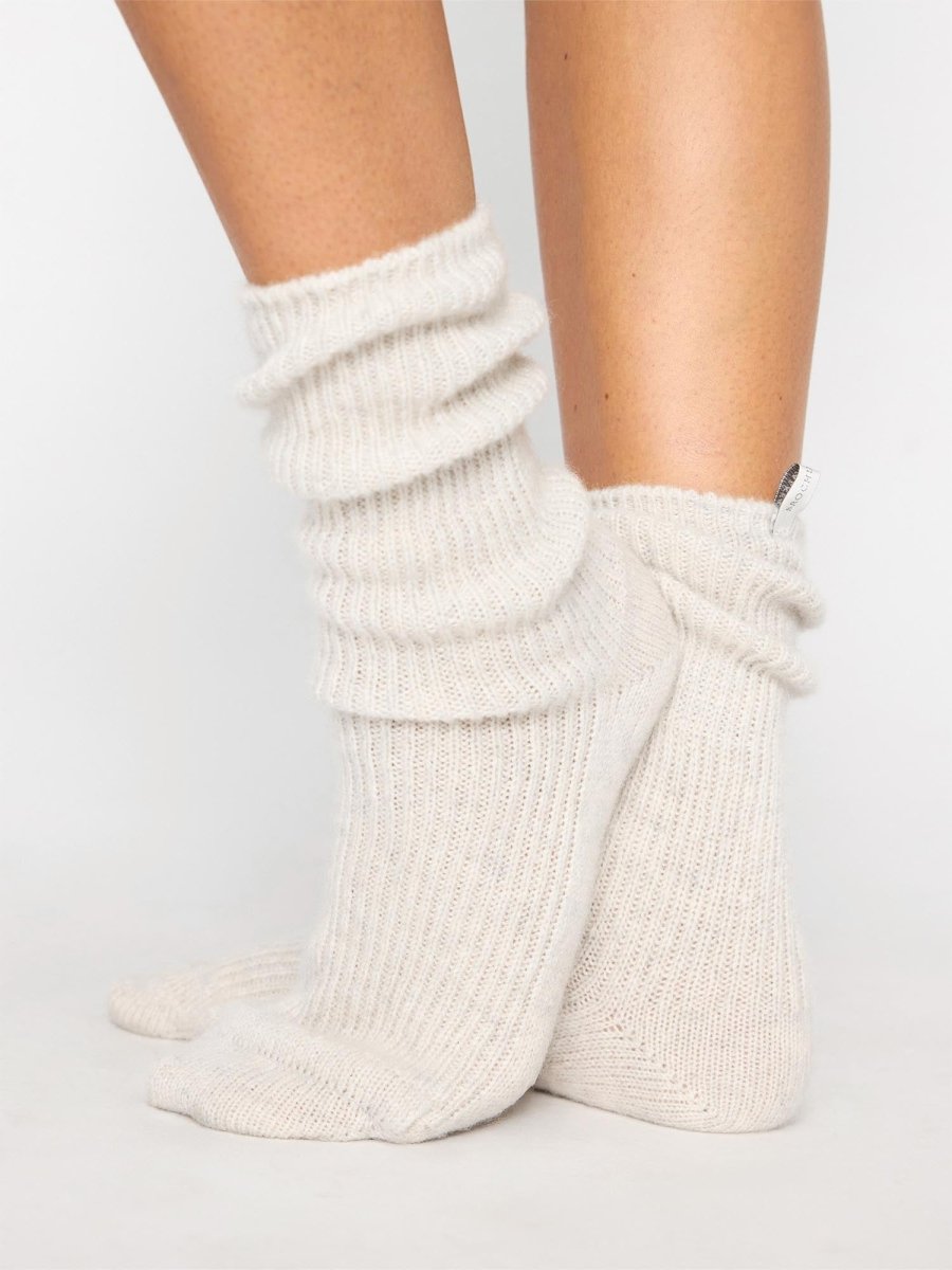 Women's Ribbed Cashmere Socks In Mist Mélange