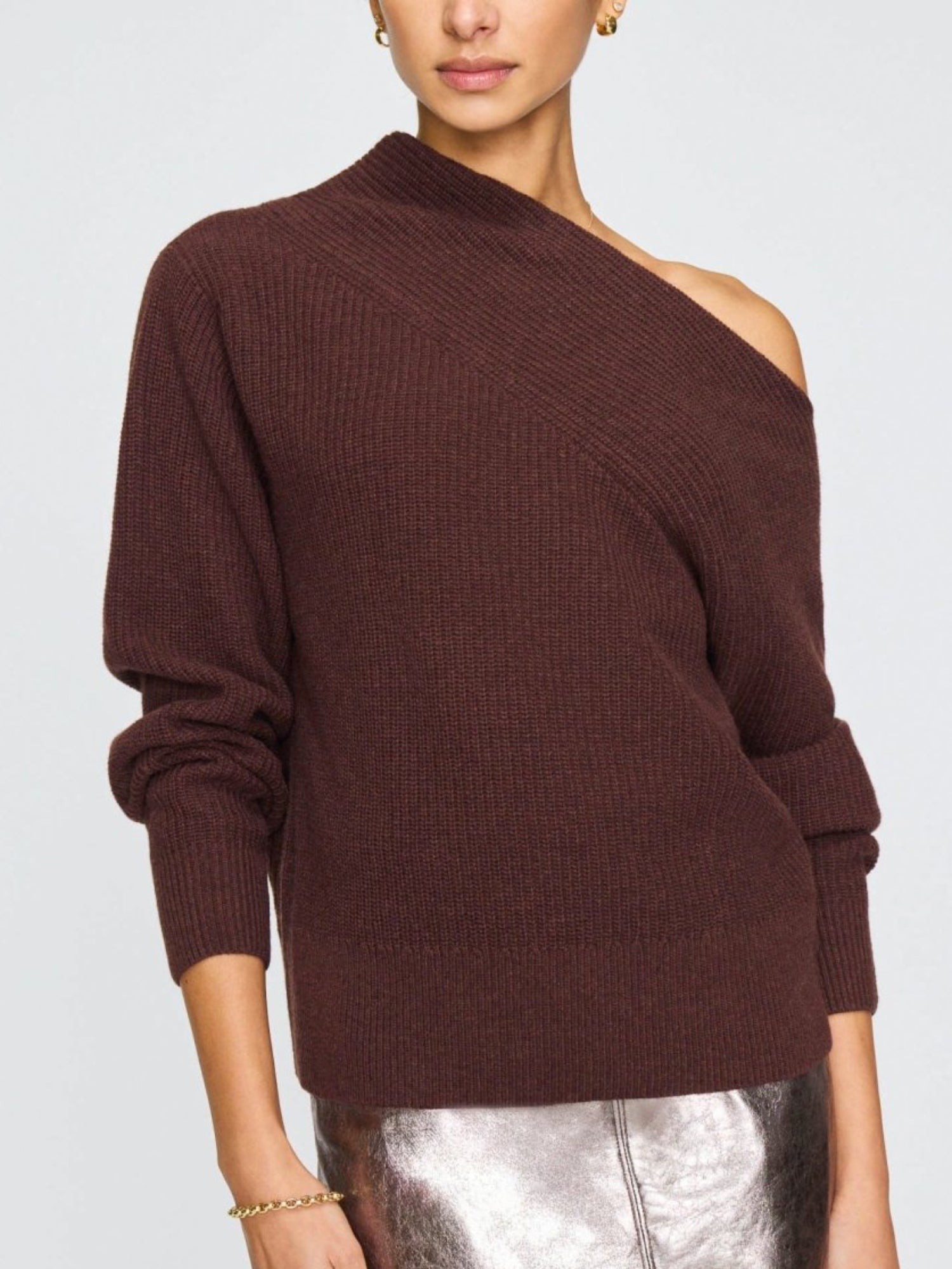 The Hart Off Shoulder