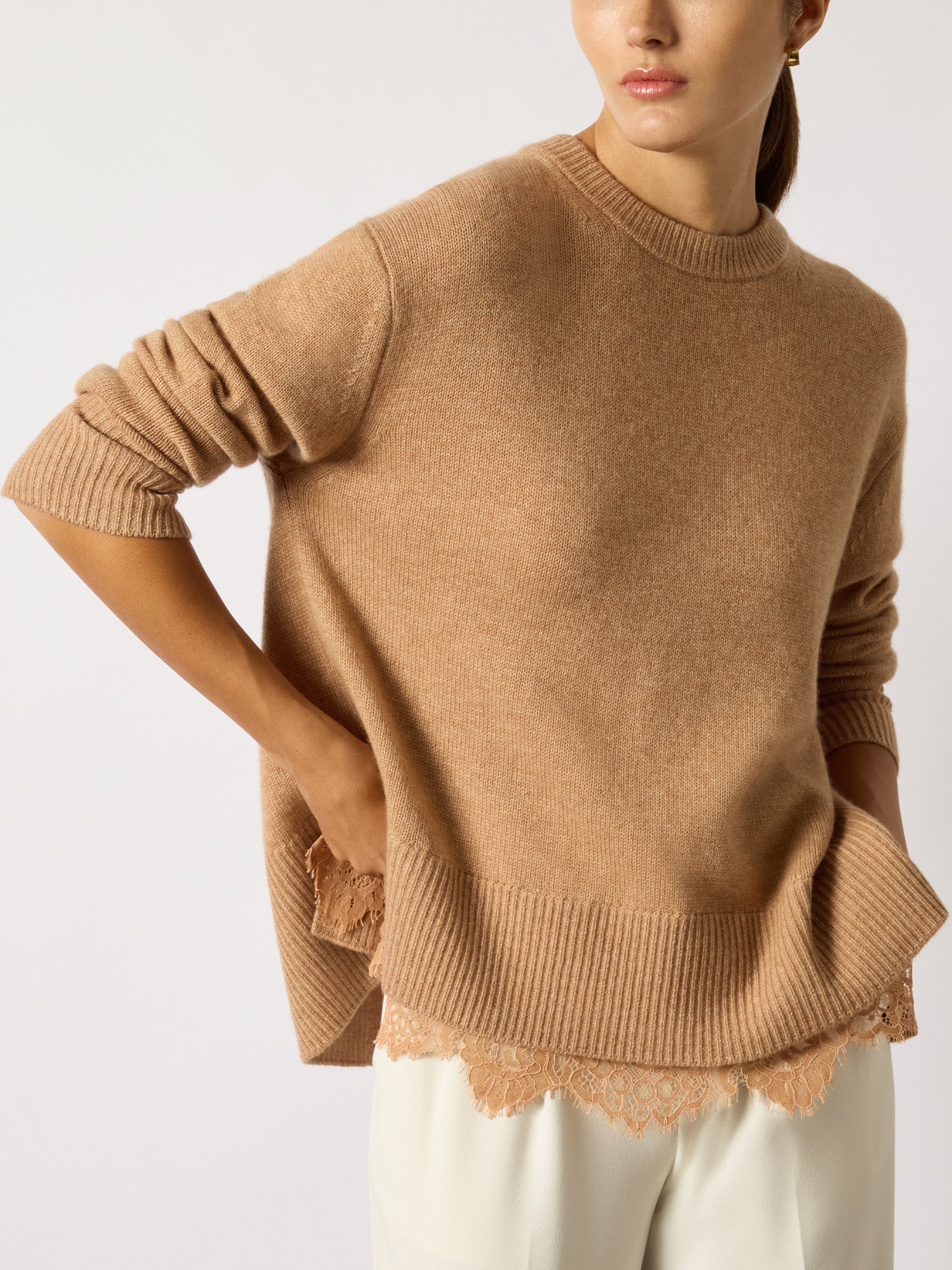 The Marte Lace Looker