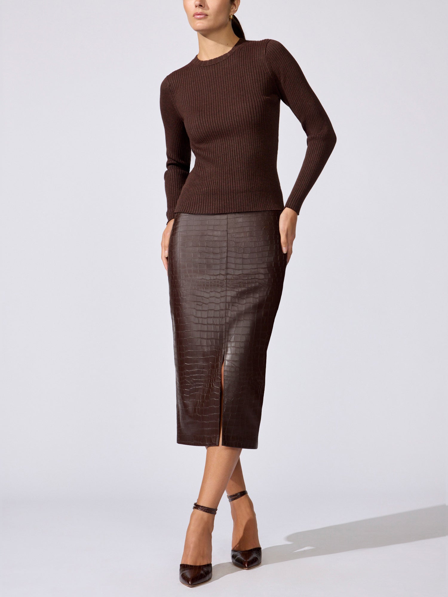 Ribbed knit top in java melange, styled with a brown croco-embossed midi skirt