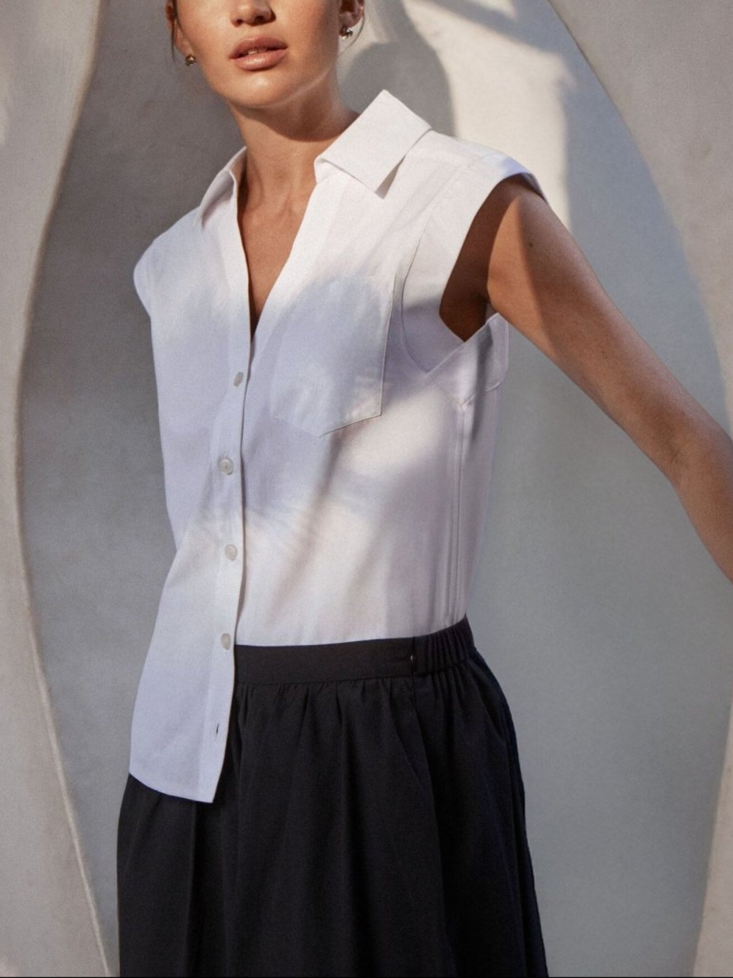 The Elias Sleeveless Shirt