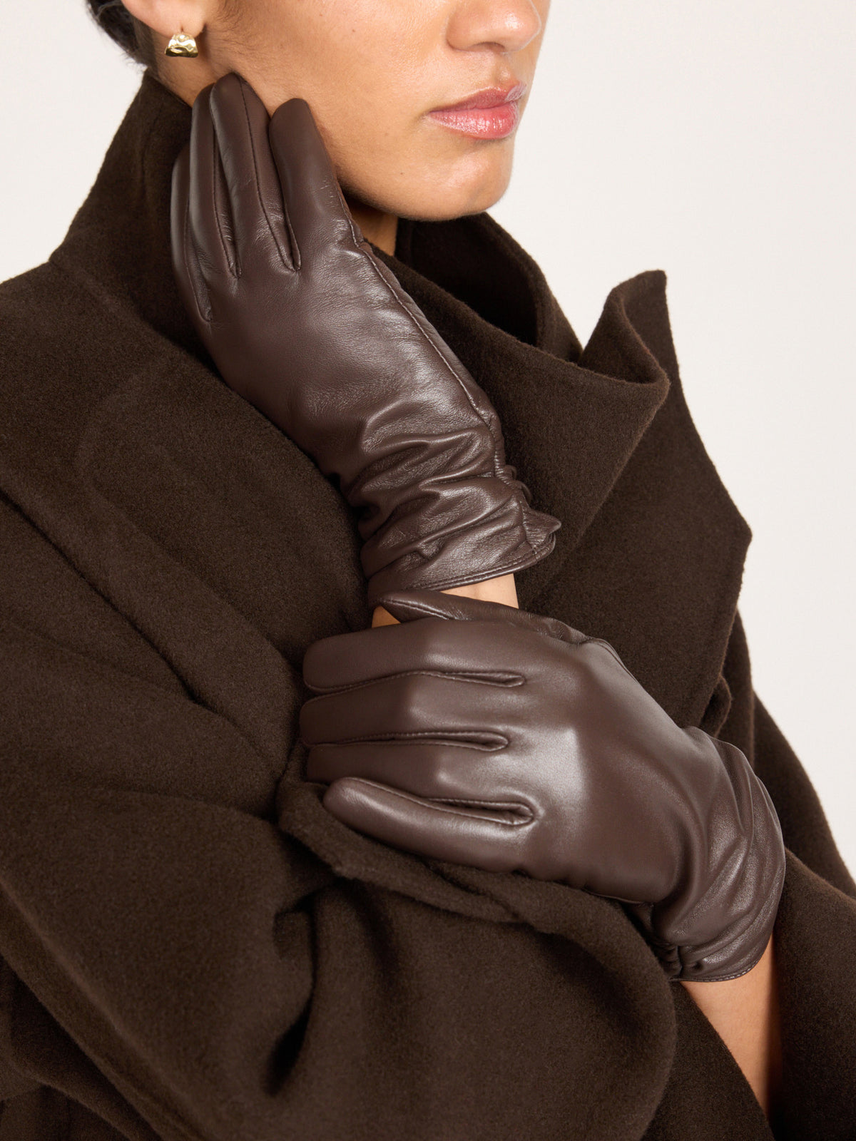 The Gia Leather Gloves in Carob