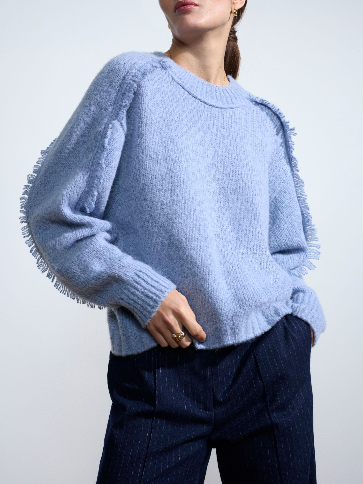Aimee blue cashmere-wool crewneck sweater front view