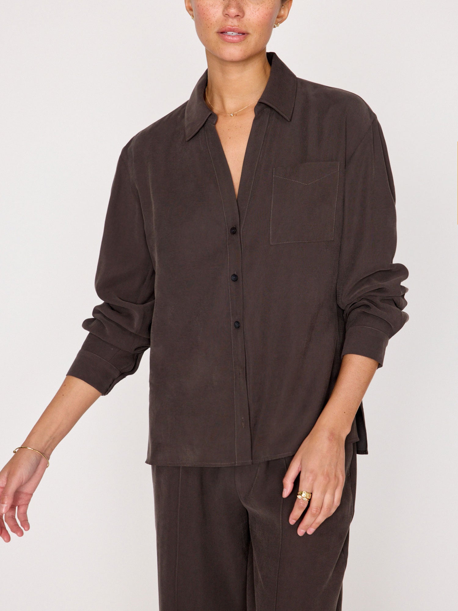 Bridget / half sleeve blouse(sugar/sesame/chocolate) – deres