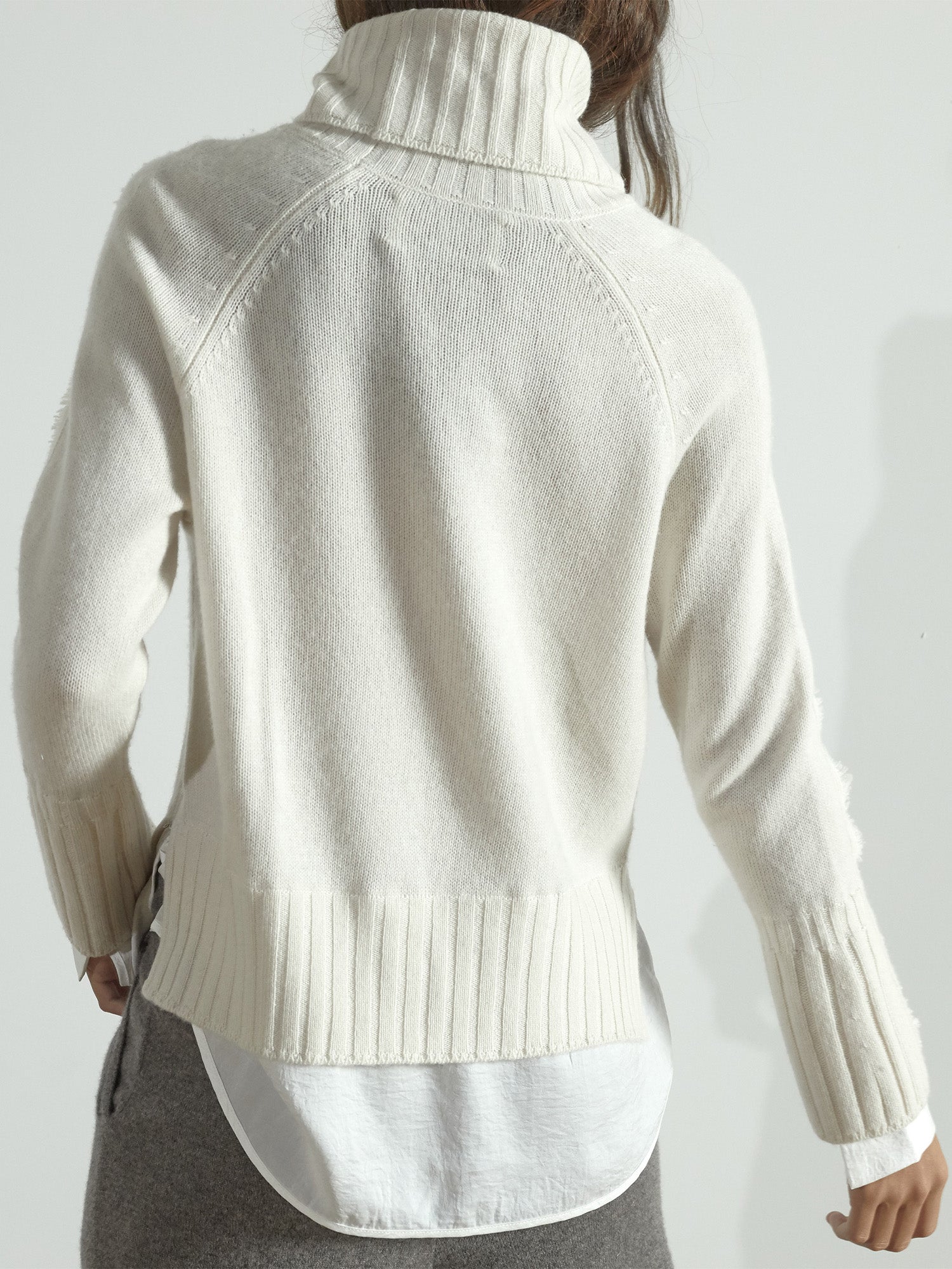 【新品未使用】airy fringe sheer tops(white) 新品】airy fringe sheer tops(white)