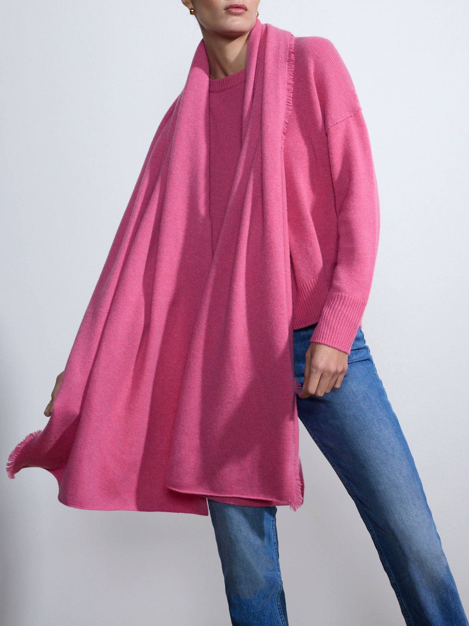 Cashmere fringe pink wrap on model