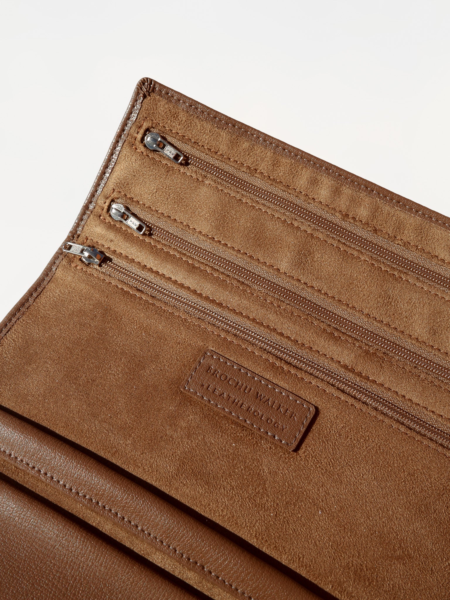 Women's Jewelry Travel Roll in Mocha