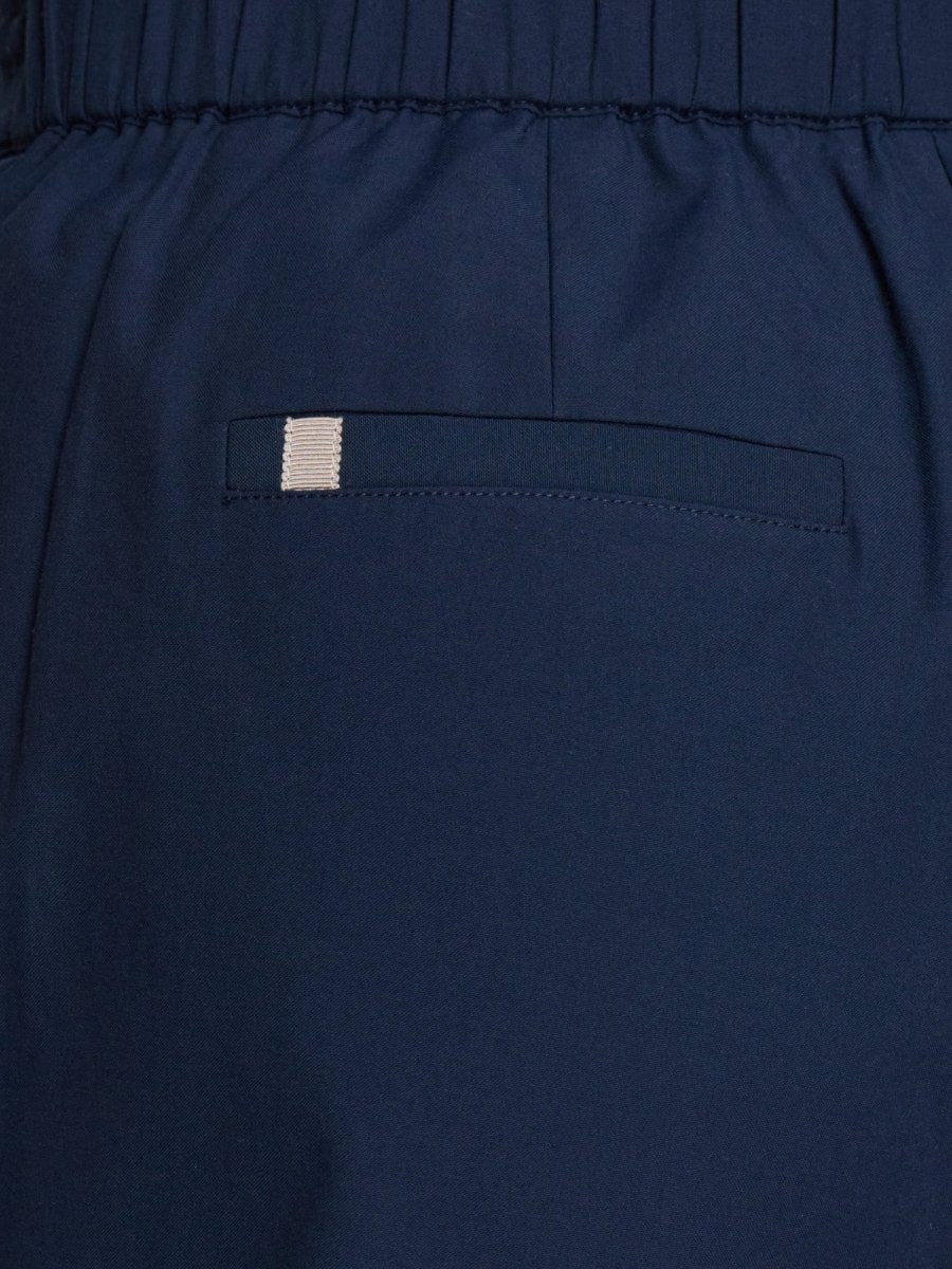 The Elio Short