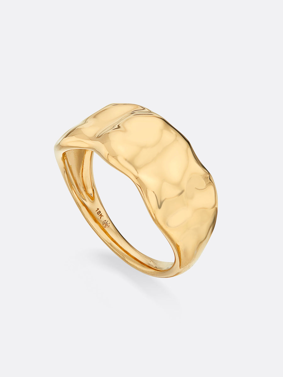 18k Yellow gold band ring side view
