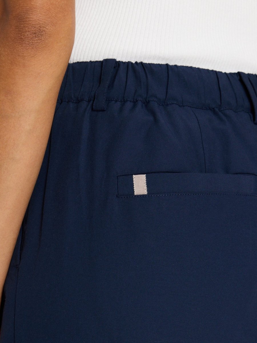 Women's Joya Cropped Pant in Navy | Brochu Walker