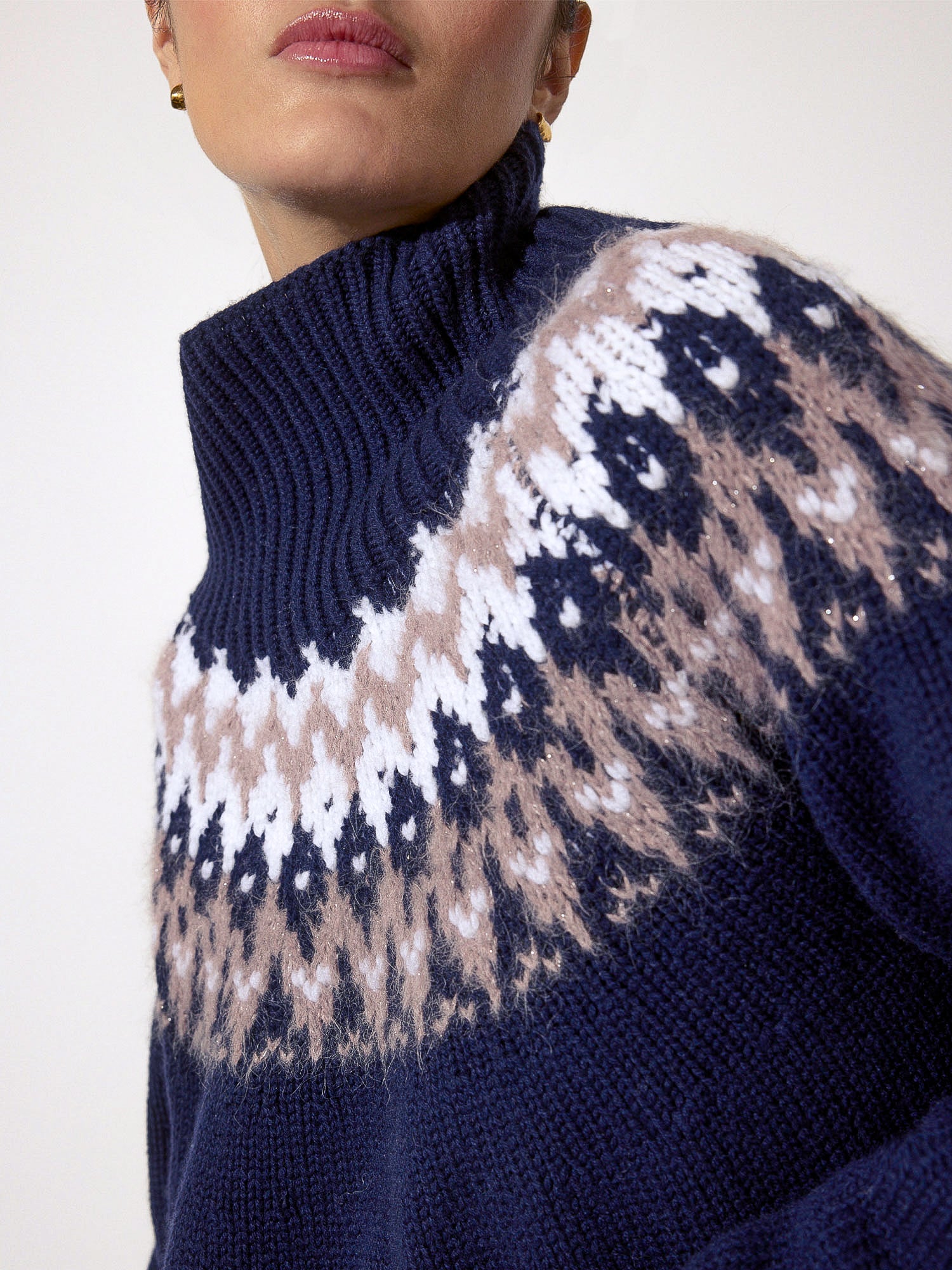 Odessa navy cashmere-wool fairisle sweater close up