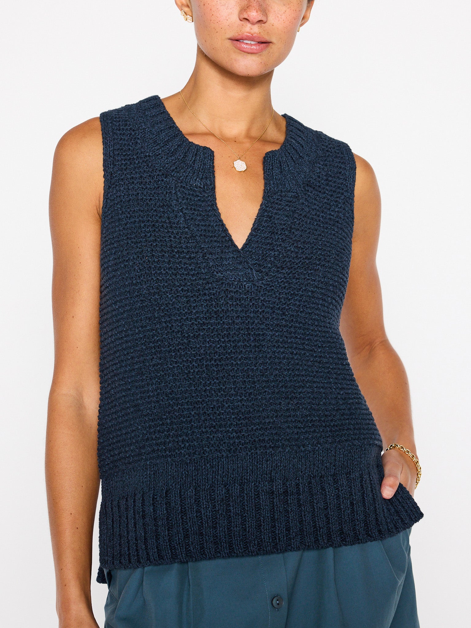 Roe v-neck cotton-linen navy sweater tank front view 2