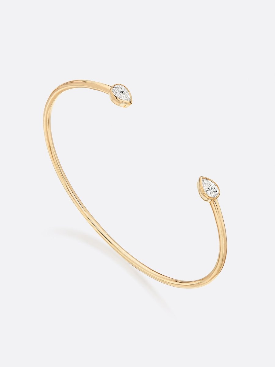 18k yellow gold Romance Pear diamond Droplet bracelet top view 2
