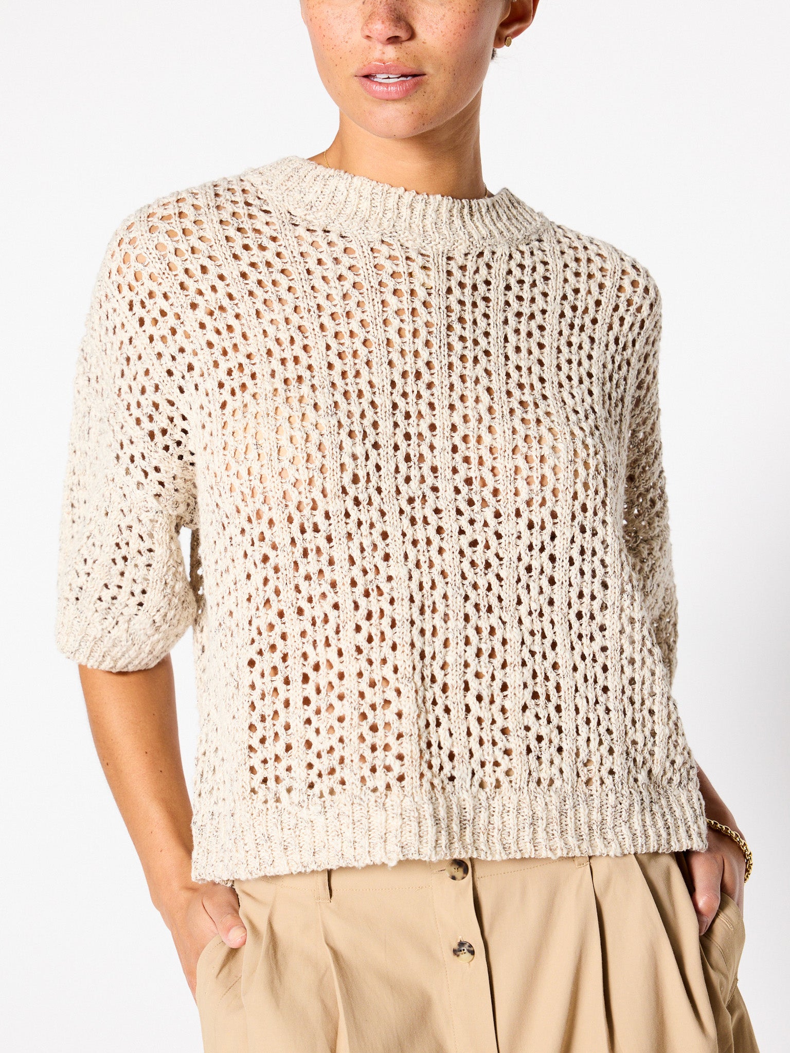 Sila eyelet linen beige top front view 2