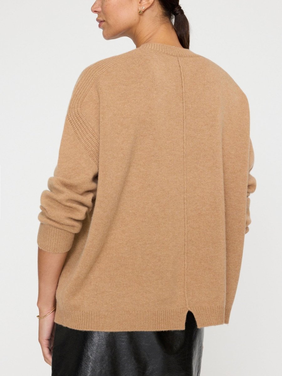 euw イユー　ジレ キャメル Women's James Vee Sweater in Camel Mélange | Brochu Walker