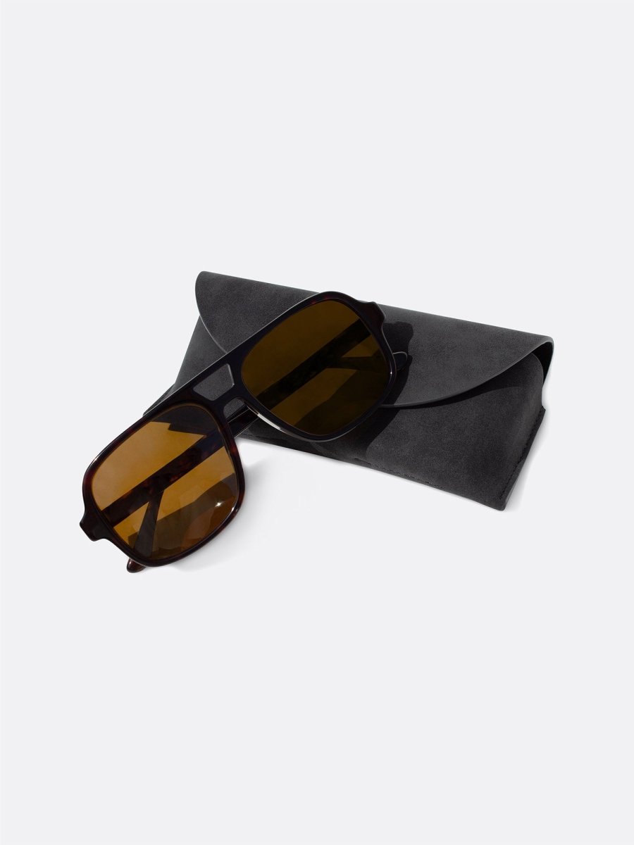 Women's Cassis Sunglasses in Dark Tortoise | Brochu Walker