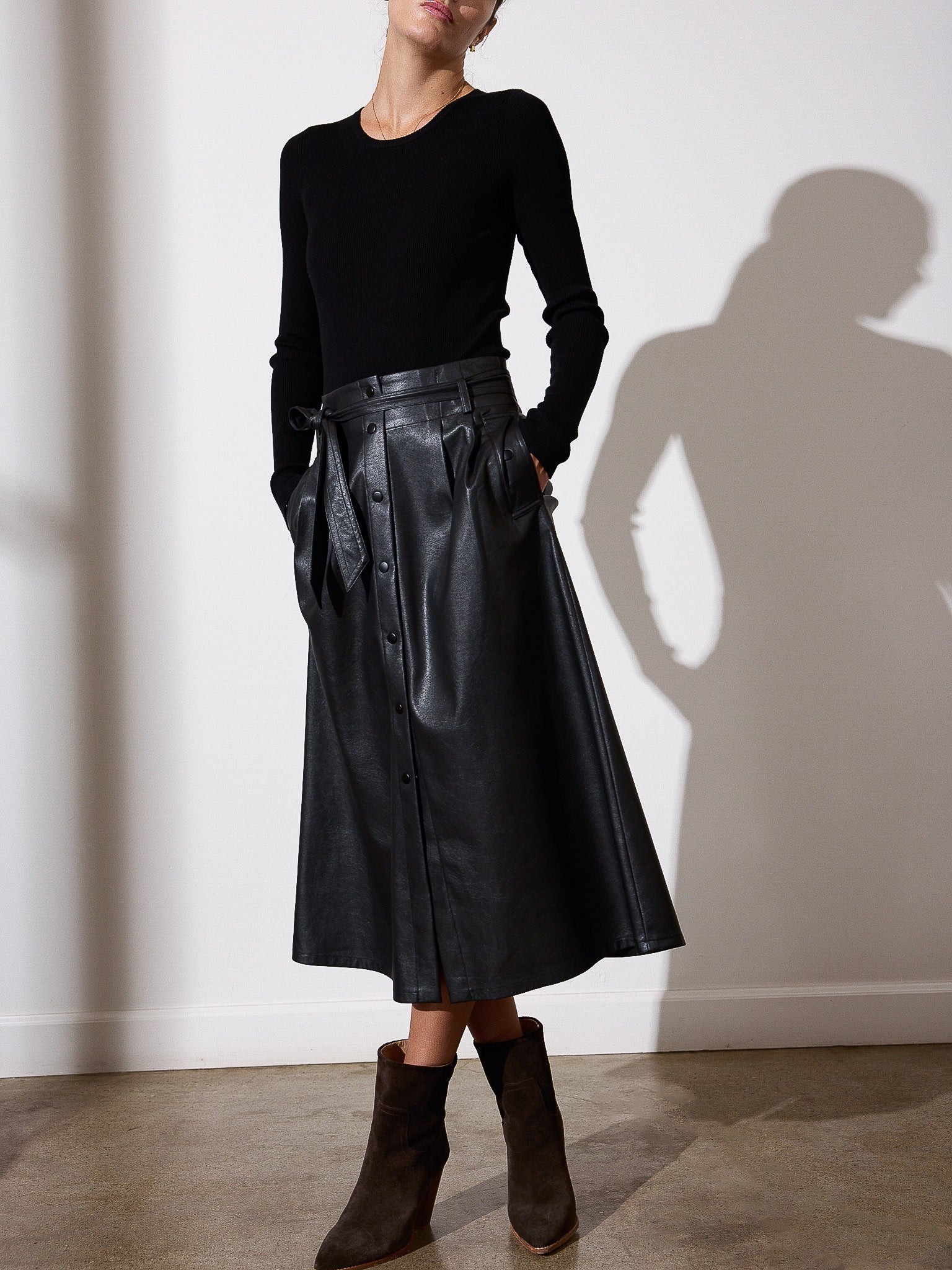 The Teagan Vegan Leather Belted Skirt – Brochu Walker