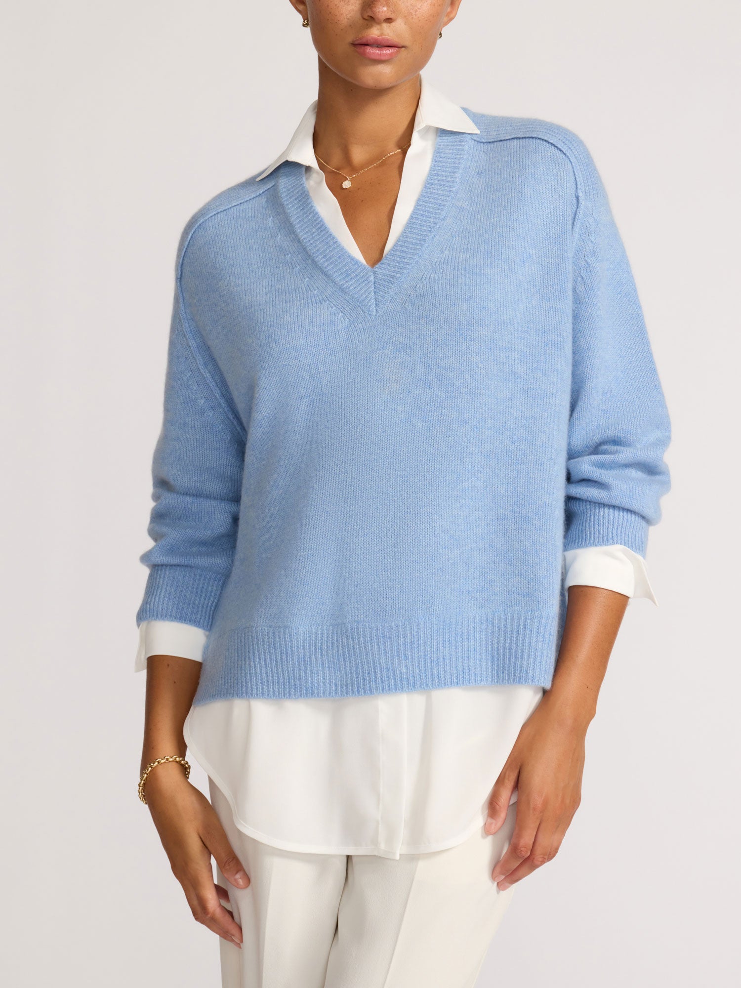 Women's Looker V-Neck in Air Blue Melange | Brochu Walker