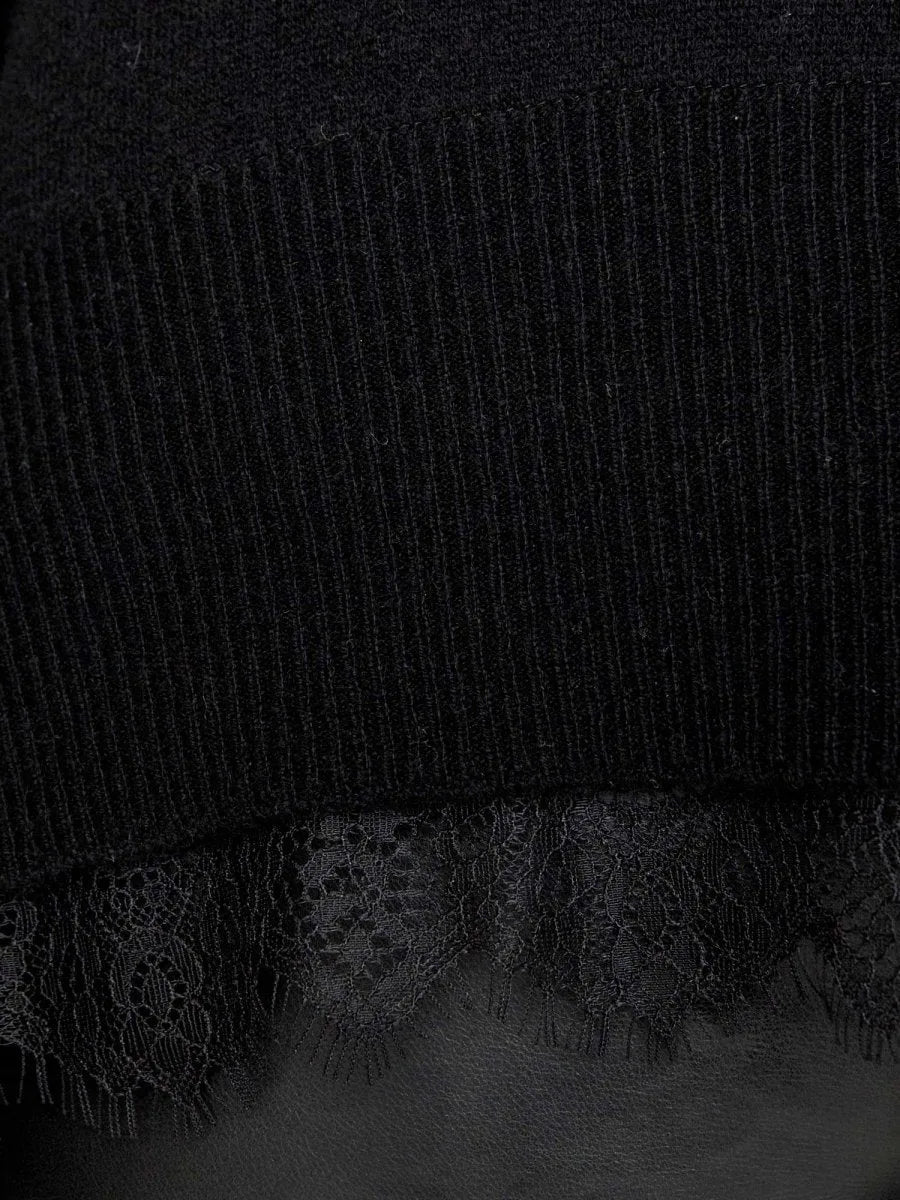 Women's Lace Looker Pullover in Black Onyx | Brochu Walker