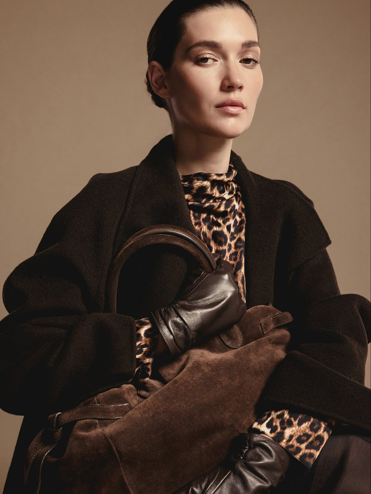 The Gia Leather Gloves in Carob