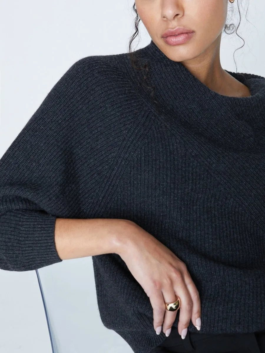 Women's Leith Sweater in Charcoal Melange | Brochu Walker