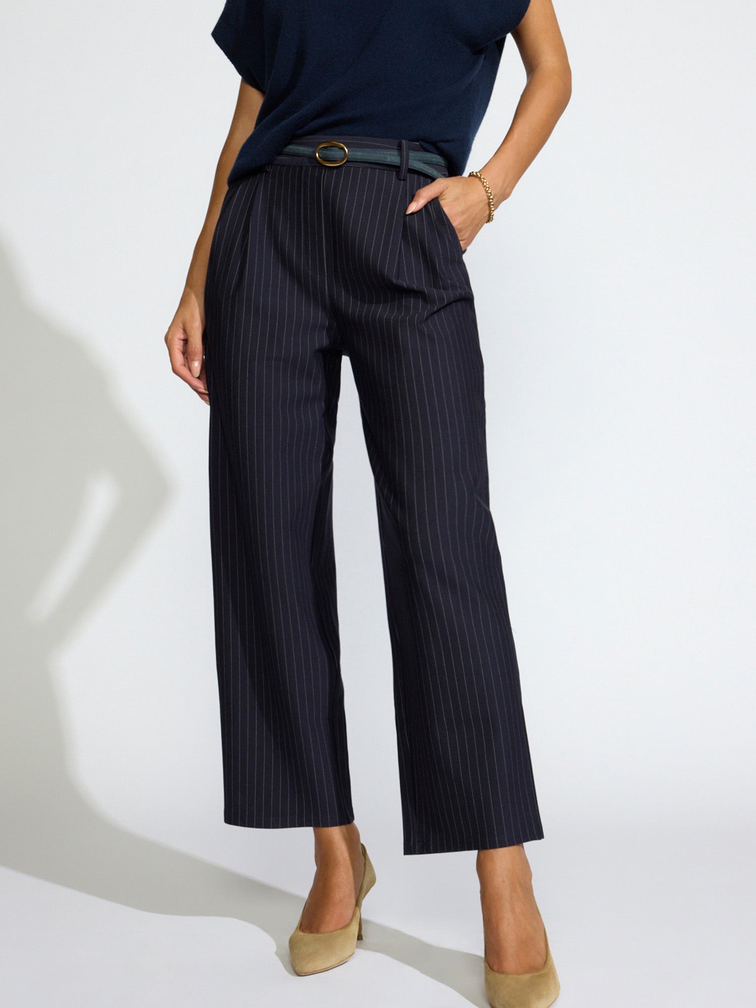 Women's Declan cropped trousers in navy pinstripe with black belt