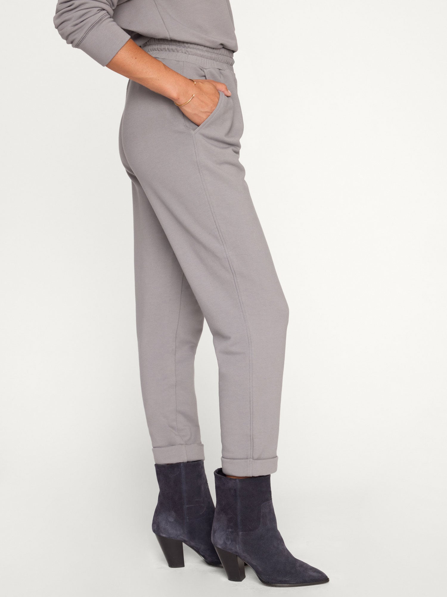 Penn French Terry grey ankle pant side view