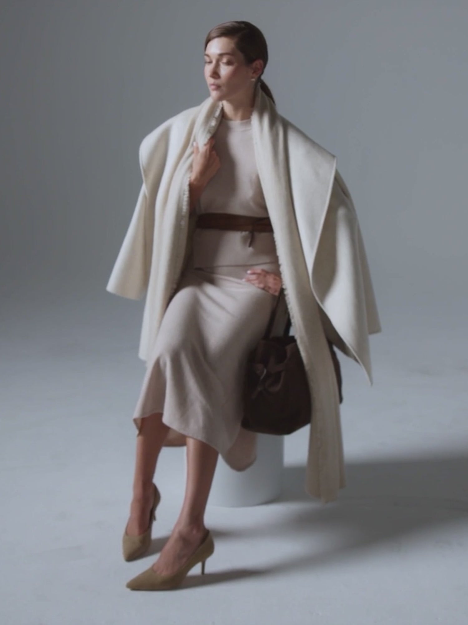 Women's Cashmere Wrap in Bisque Melange | Brochu Walker