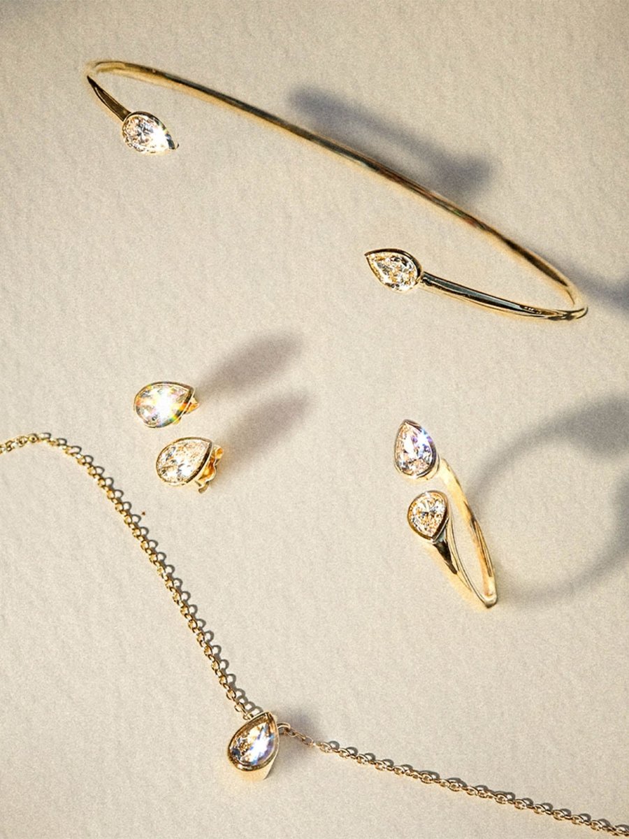 Royal Pear Droplet Necklace