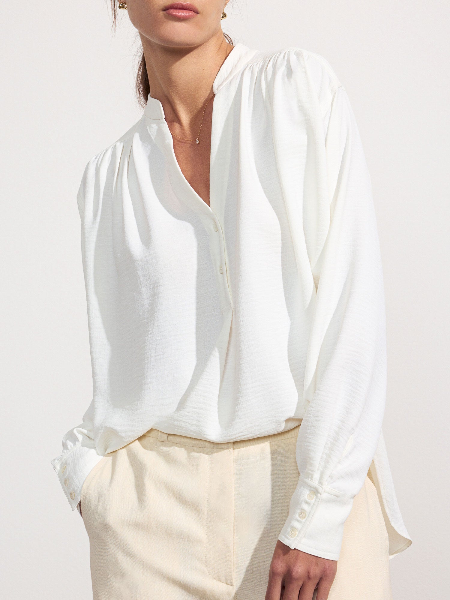 Soro v-neck long sleeve white top front view