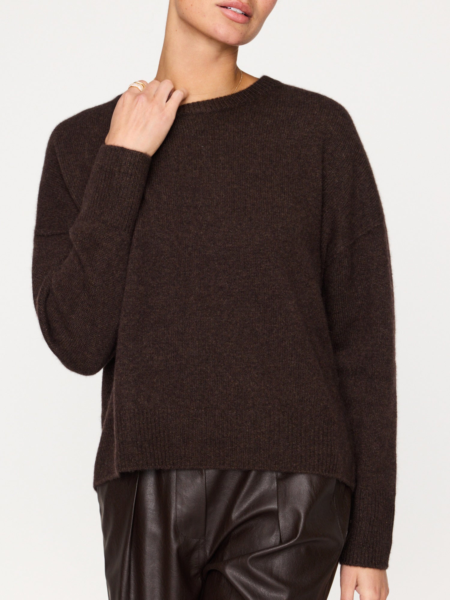 Everyday cashmere crewneck brown sweater front view