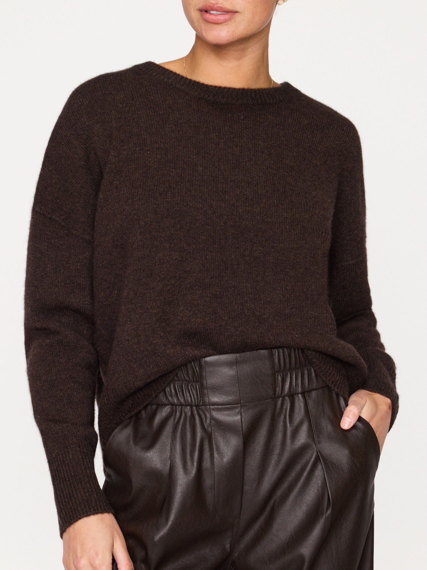 Everyday cashmere crewneck brown sweater front view 2