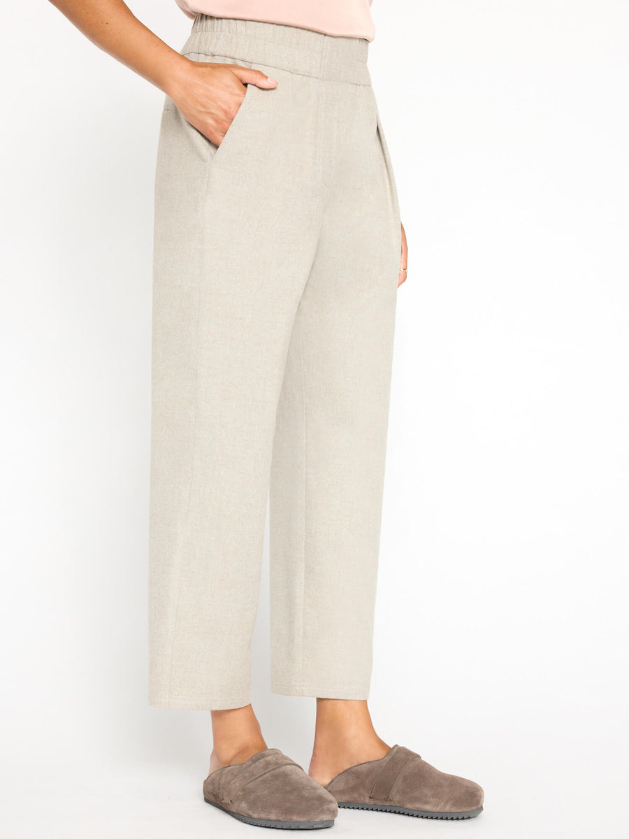 Fiera grey cropped pant side view
