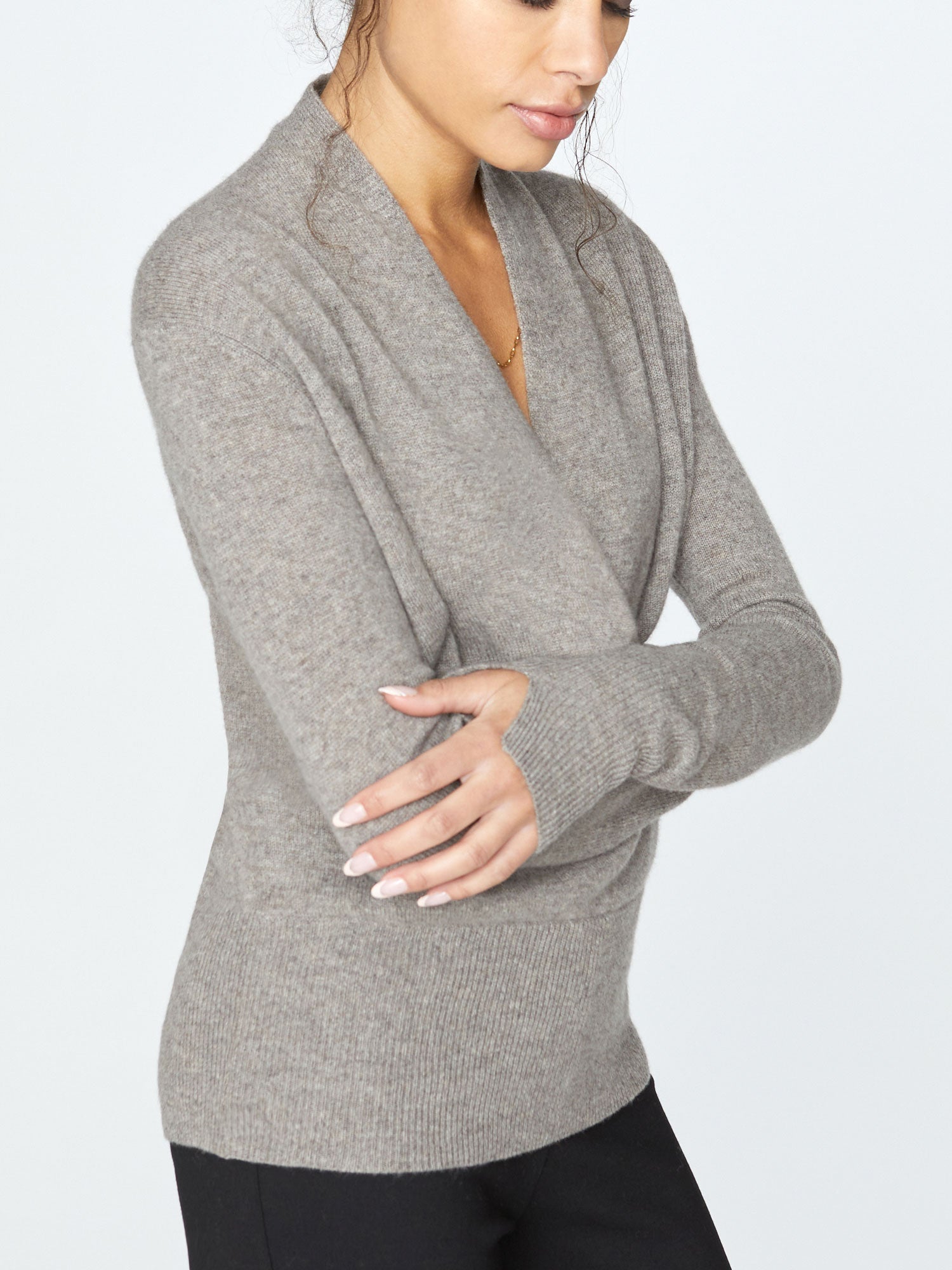Phinneas cashmere v-neck blue grey sweater side view