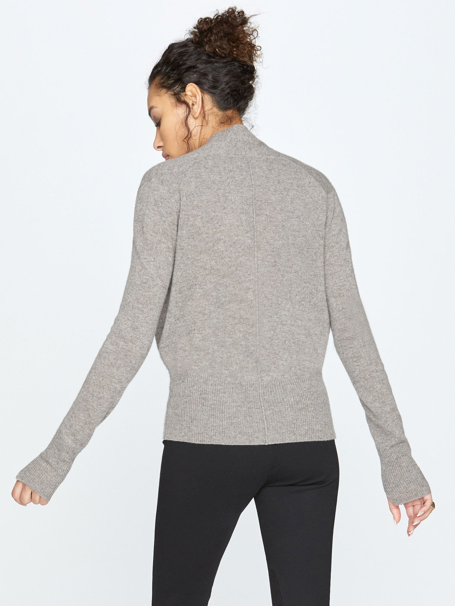 Phinneas cashmere v-neck blue grey sweater back view