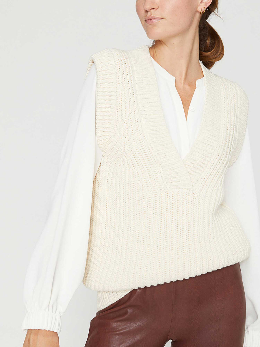 Uma ivory sleeveless linen cotton sweater vest top front view 3