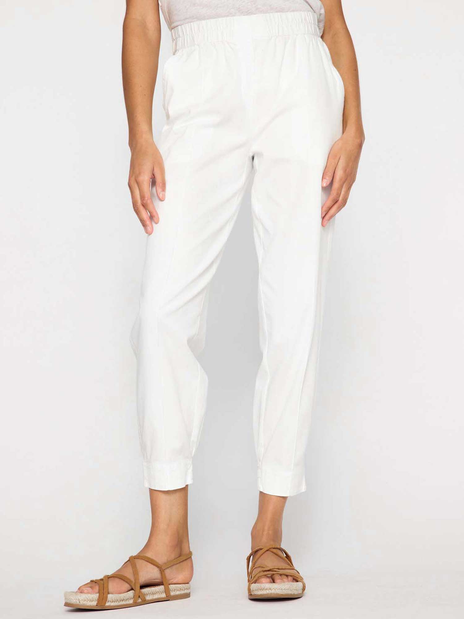 Noa white cropped jogger pant front view