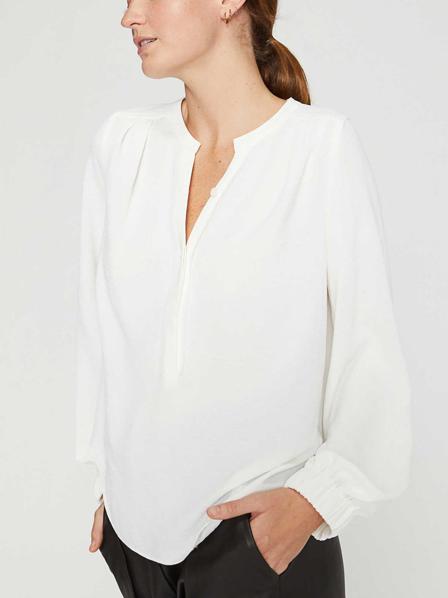 Phoebe popover white longsleeve blouse front view 2