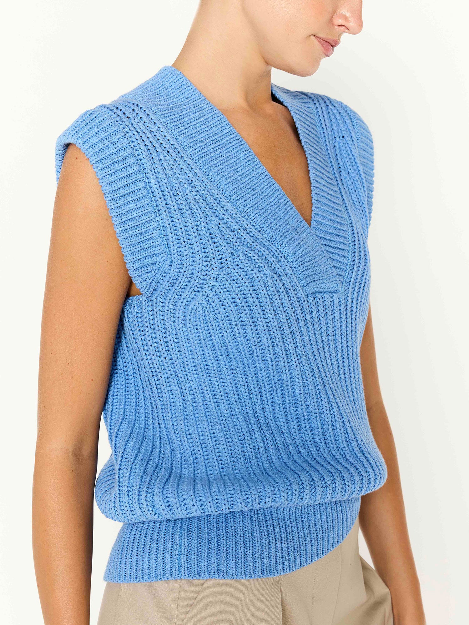 Uma blue sleeveless linen cotton sweater vest top side view