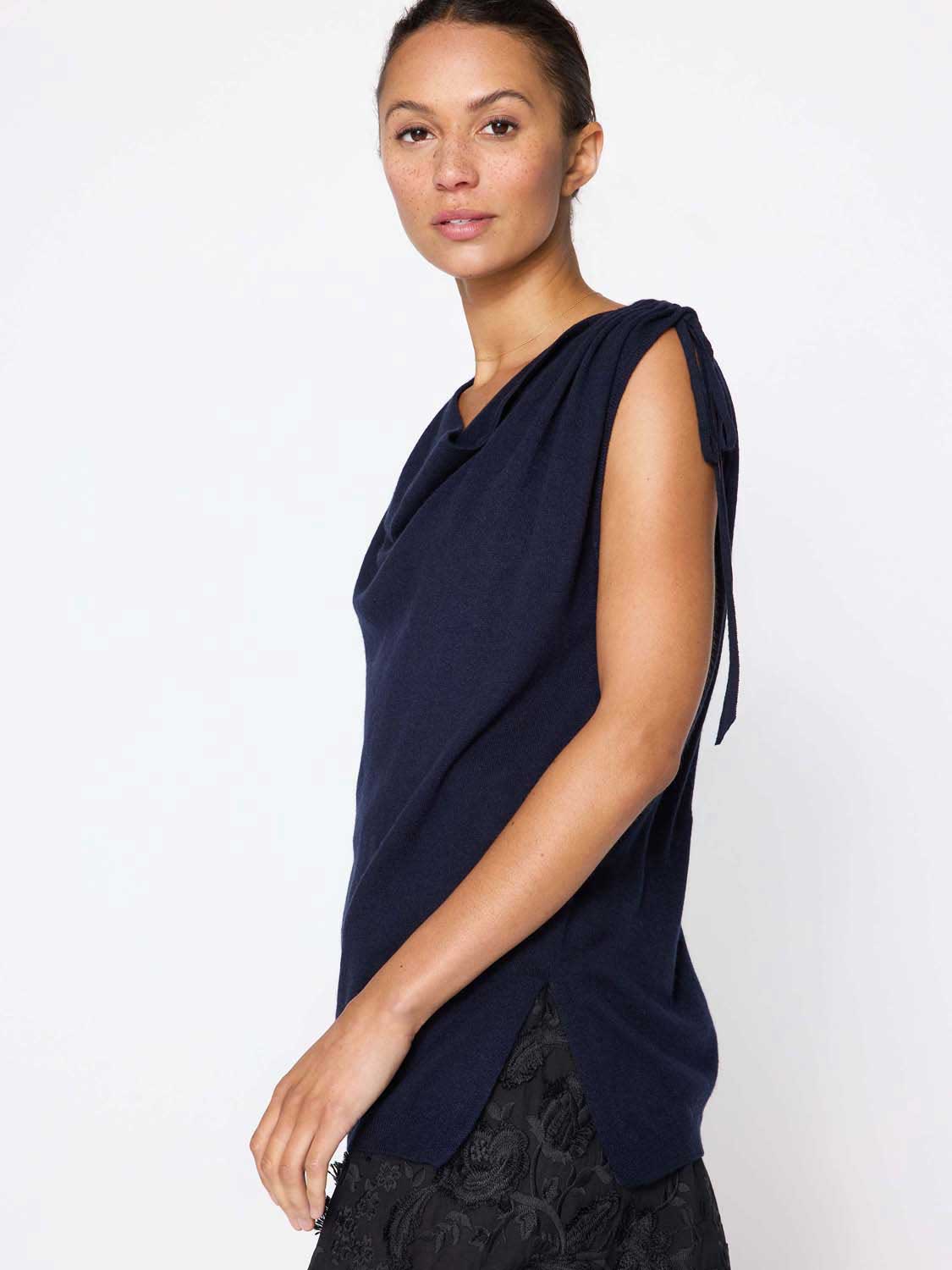Vos sleeveless navy top side view 2